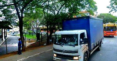 Apartamento 3 quartos, 2 banheiros, 3 vagas, 95m² privativos