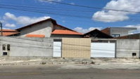 Casa com 4 Quartos e 226m² de Área Construída -