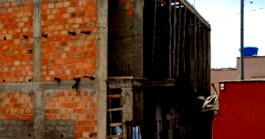 Casa aconchegante com 78m² construída em terreno amplo