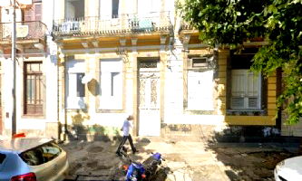 Prédio Comercial com 5 Dormitórios e 1 Banheiro em Rio de Janeiro