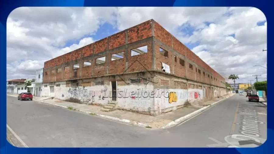 Prédio Comercial Inacabado - 2 Pavimentos - Oportunidade Única!