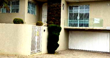 Casa Padrão Ocupada com 2 Vagas em Ponta Grossa/PR
