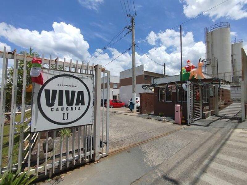 Casa com 2 Quartos e 1 Vaga em Caucaia do Alto