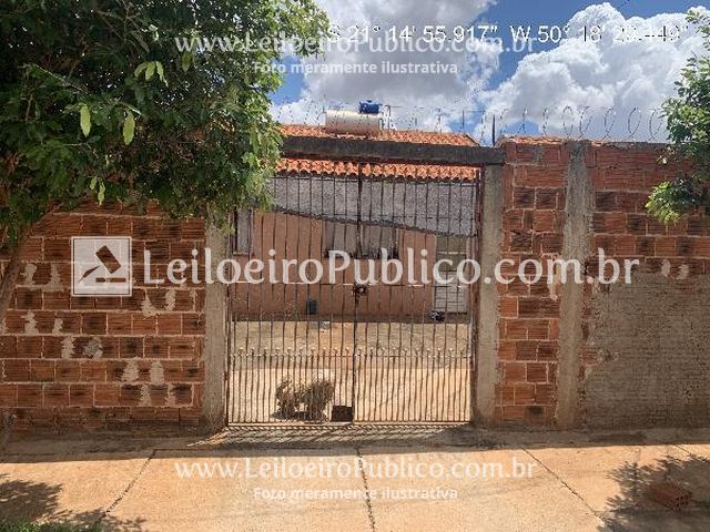 Casa com 2 quartos, 1 banheiro, 1 vaga e 43,94m² construída