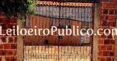 Casa com 2 quartos, 1 banheiro, 1 vaga e 43,94m² construída