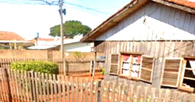 Terreno Urbano com Residência Mista em Rolândia/PR