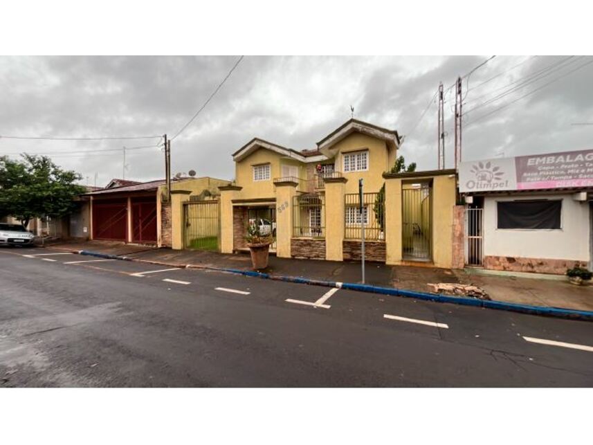 Casa espaçosa com 348,54 m² em Patrimônio de São João Batista
