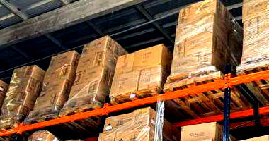 Lote de Artigos para Festas com 282.000 itens
