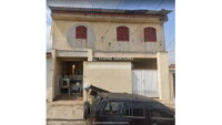 Casa assobradada com 245m², 3 quartos, ocupada, Pedregulho
