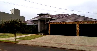 Casa Ocupada de 834m² na Vila Planalto, Dourados/MS