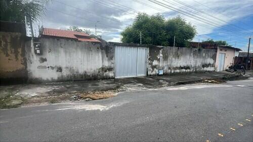 Casa Ocupada em Gameleira, Horizonte, CE com 98.77m²