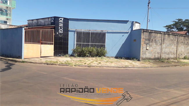Terreno urbano com 469m² em Araguaína com ponto comercial