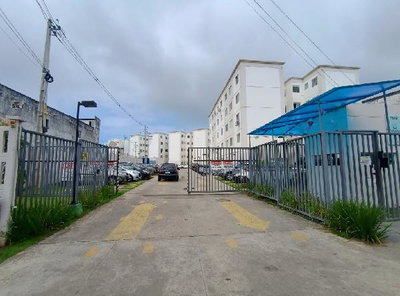 Apartamento 2 Quartos com Área de Serviço em Salvador