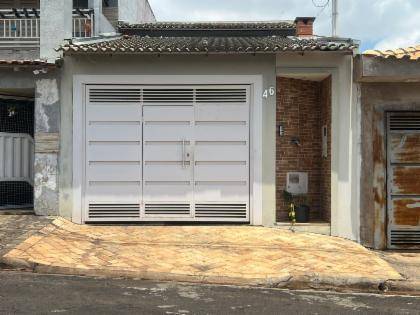 Casa com 108m² de área construída em Tupã/SP