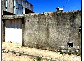 Apartamento 45m² com 135m² de terreno, sem vaga, sem banheiro e quarto informado