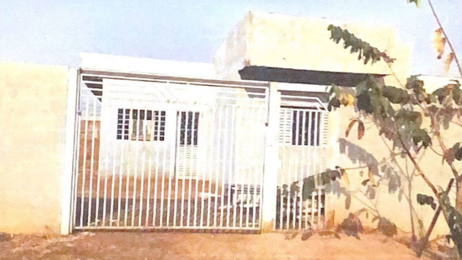Casa térrea inacabada com 66,76m² de área construída em lote de 212,75m² -