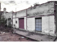 Posto de Combustível com Prédios Comerciais e Galpões