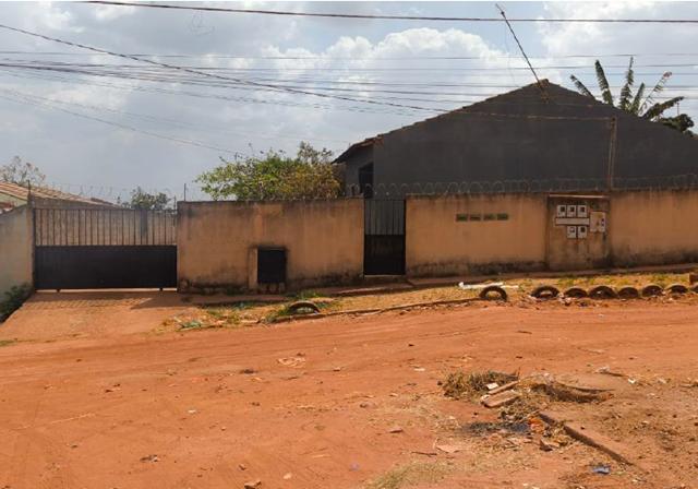 Casa com 2 quartos, 1 banheiro, 61.87m², ocupada