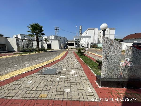 Apartamento com 2 Quartos e 2 Vagas em Taubaté