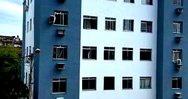 Apartamento com 2 quartos e vaga em Lauro de Freitas