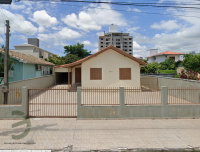 Terreno Urbano com Casa em Tubarão/SC