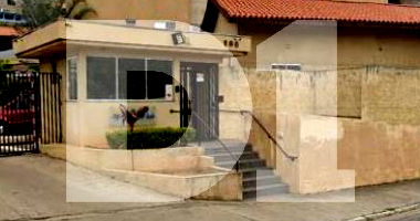 Apartamento com 2 quartos, 1 vaga, 43,821 m², ocupado