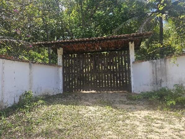 Casa com 3 quartos, 2 banheiros, 111m² área privativa, 1 vaga