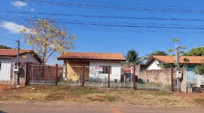 Terreno com Casa Residencial em Sapezal - MT