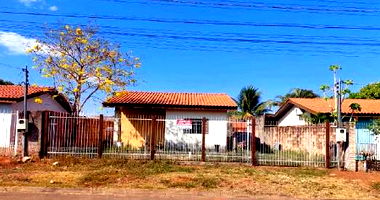 Terreno com Casa Residencial em Sapezal - MT