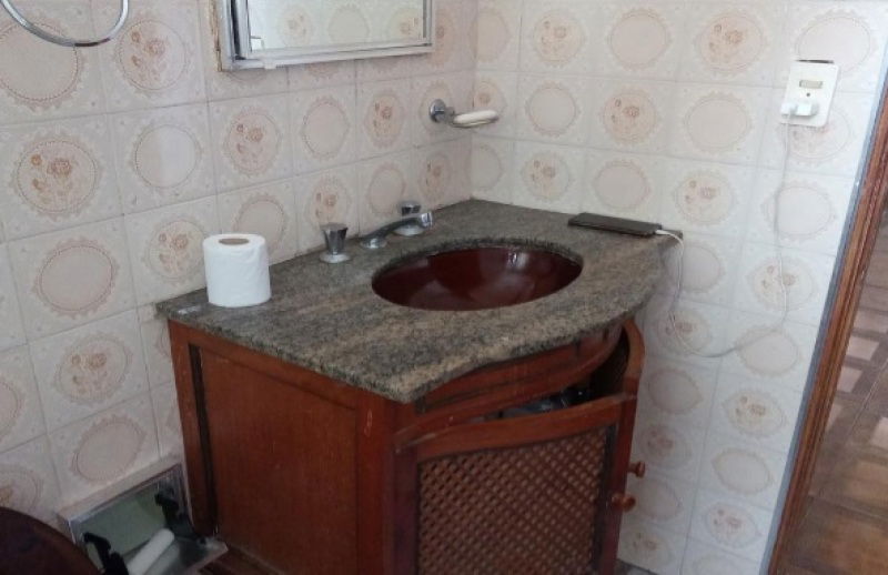 Apartamento 74m² com 2 quartos e 1 banheiro, Ed. Alcatraz, Desocupado
