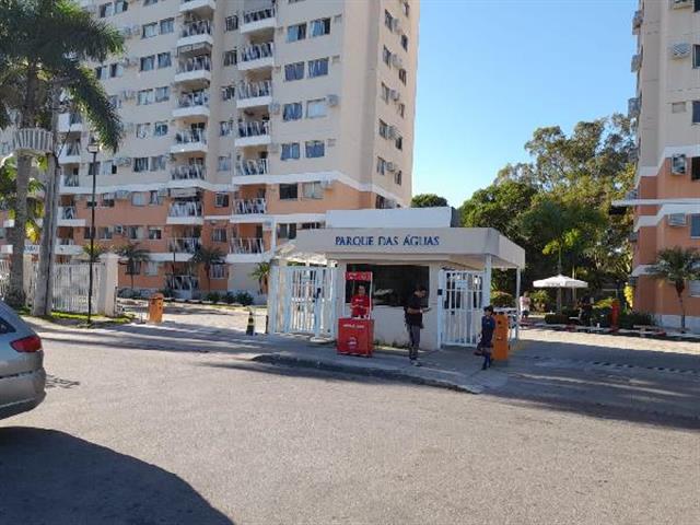 Apartamento com 1 vaga em São Gonçalo, RJ