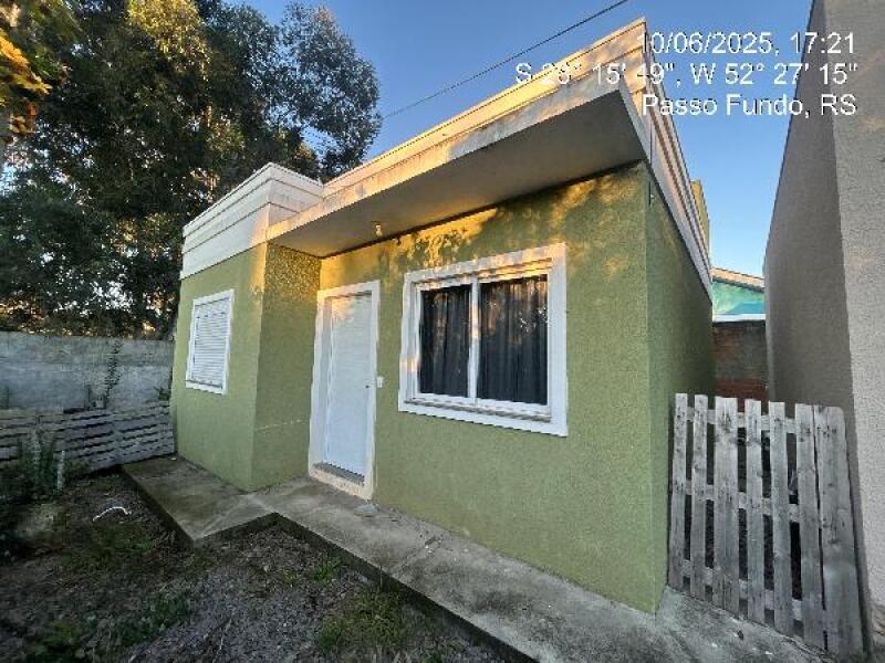 Casa com 2 Quartos e 132m² de Terreno em Passo Fundo