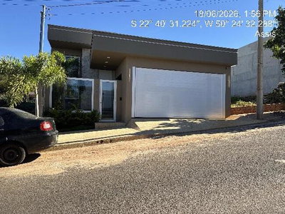 Casa com 3 quartos, 2 banheiros e 163,06 m²