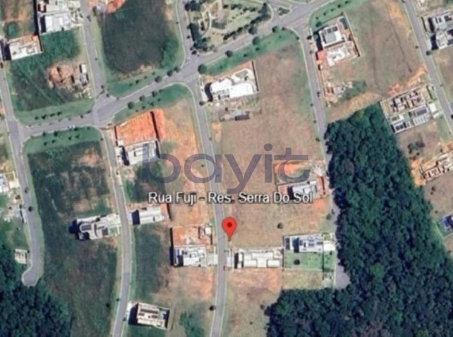 Terreno com 598,22 m² em Santana de Parnaíba/SP