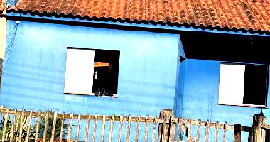 Casa 2 quartos, 1 banheiro, 44,59m² construída, terreno 161m²