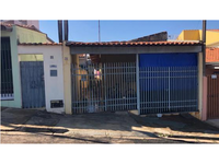 Casa/Edícula com 3 quartos e 2 banheiros em Tatuí/SP