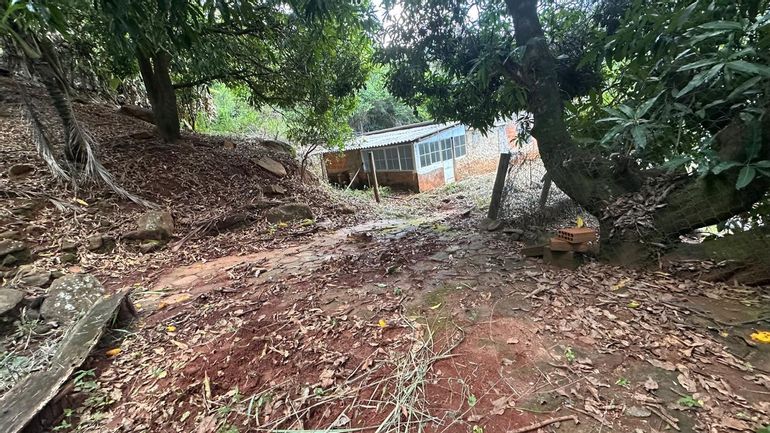 Imóvel urbano com 600 m², 60 m² construídos