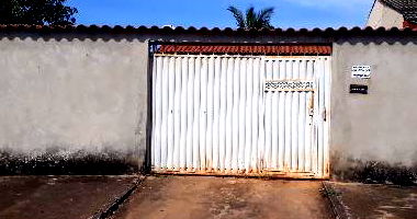 Casa com 2 quartos, 2 banheiros, 1 vaga e 149m² construída