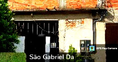Casa com 1 quarto, 1 vaga e 57,13m² construída, desocupada
