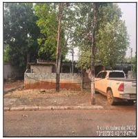 Casa com 3 quartos, varanda e 1 vaga de garagem