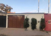 Casa 2 quartos, 1 banheiro, 131m², ocupada