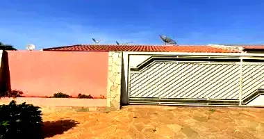 Casa em Marília com 3 Quartos e 2 Banheiros