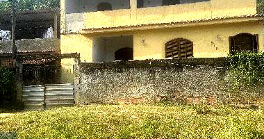 Casa com 198,44 m² de área total e terreno de 360 m²