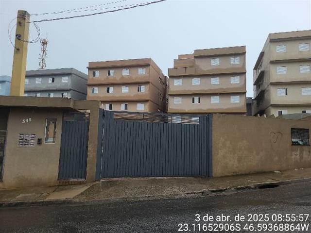 Apartamento com 2 quartos em Atibaia