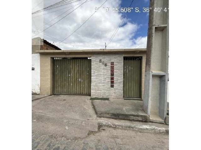 Casa com 2 quartos, 50 m², 1 vaga de garagem