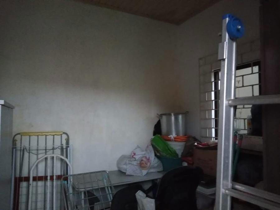 Casa com 3 quartos, 2 banheiros e 2 vagas, 189m² construída