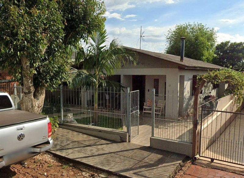 Casa Ocupada de 108m² no Bairro Timbaúva em Santa Rosa/RS