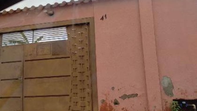 Casa com 4 quartos e 2 banheiros, 197,48 m² construídos
