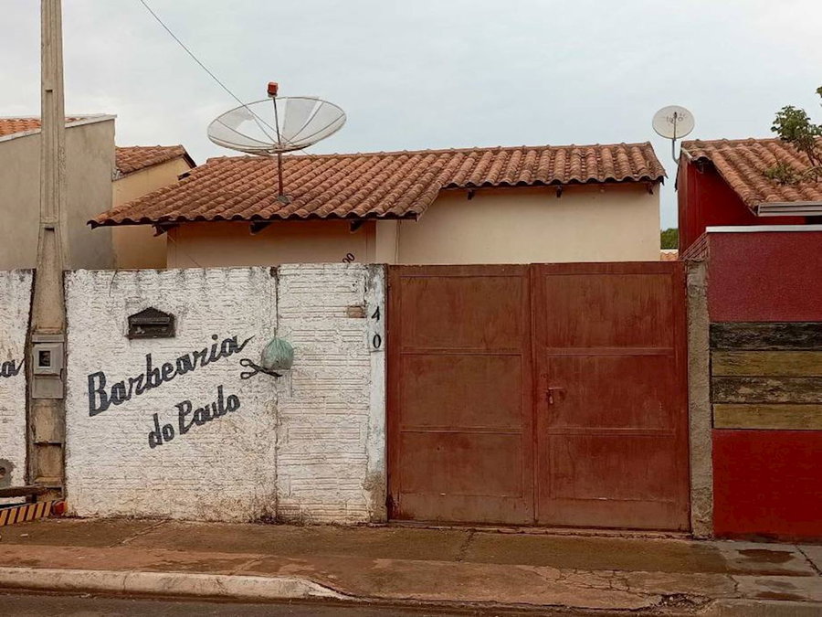 Casa com 2 dormitórios e 1 vaga em Ipaussu/SP