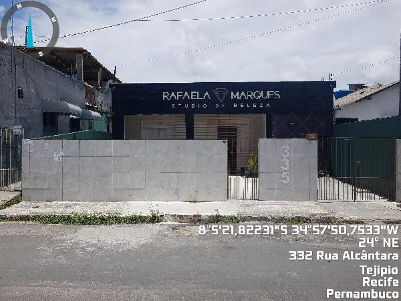 Casa com 1 quarto, 1 banheiro, 1 vaga e 97,84m² construída, desocupada